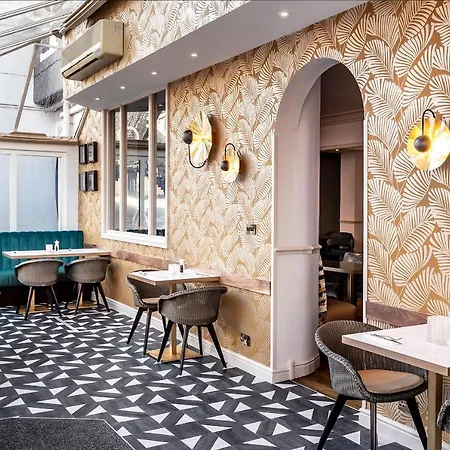 湖泊区斯基道酒店