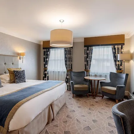 ホテル スキッドオー 4*