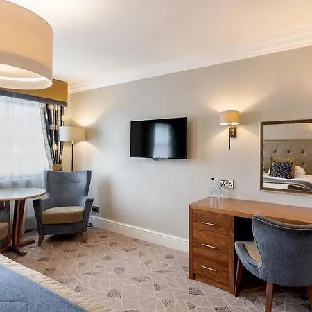 スキッドオー ホテル 4*