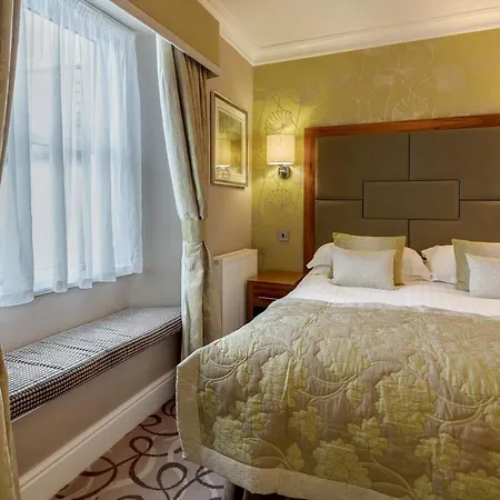 スキッドオー 4* ケズィック