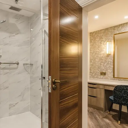 スキッドオー 4* ケズィック