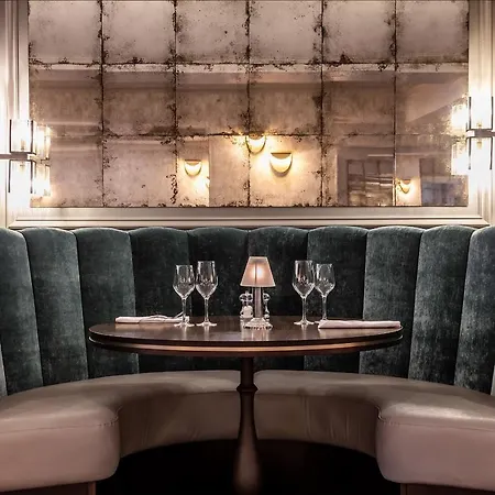 ホテル スキッドオー 4*